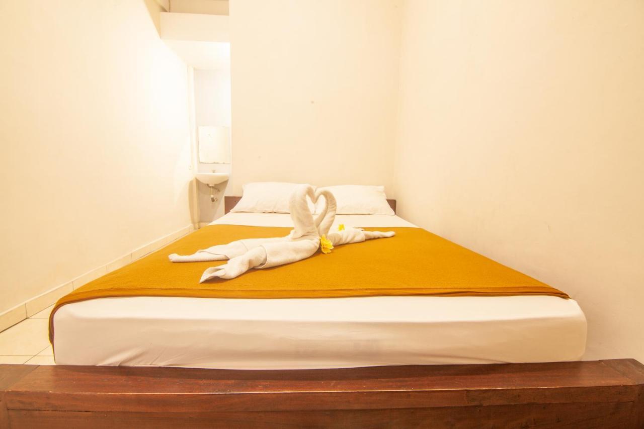Putra Dadi Guest House Чангу Экстерьер фото