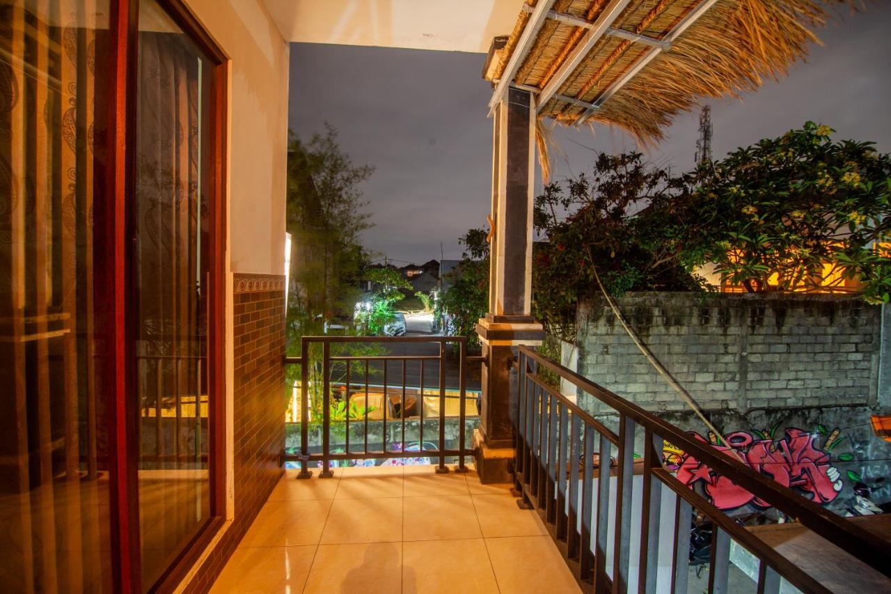 Putra Dadi Guest House Чангу Экстерьер фото